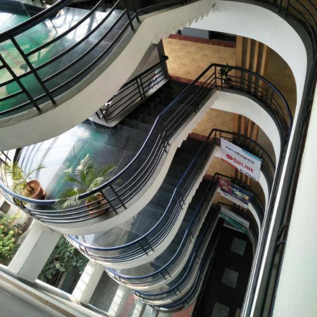 Hazmi Inn Perintalmanna エクステリア 写真