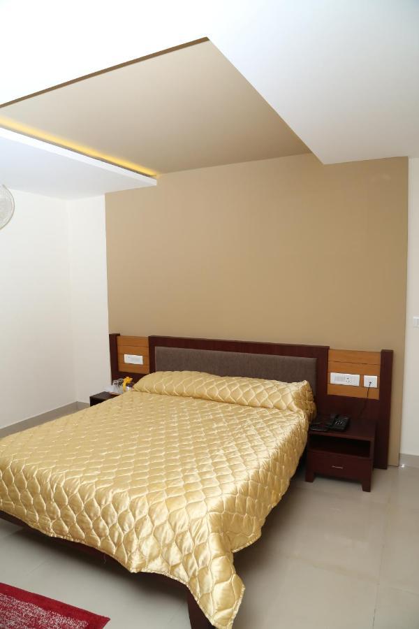 Hazmi Inn Perintalmanna エクステリア 写真