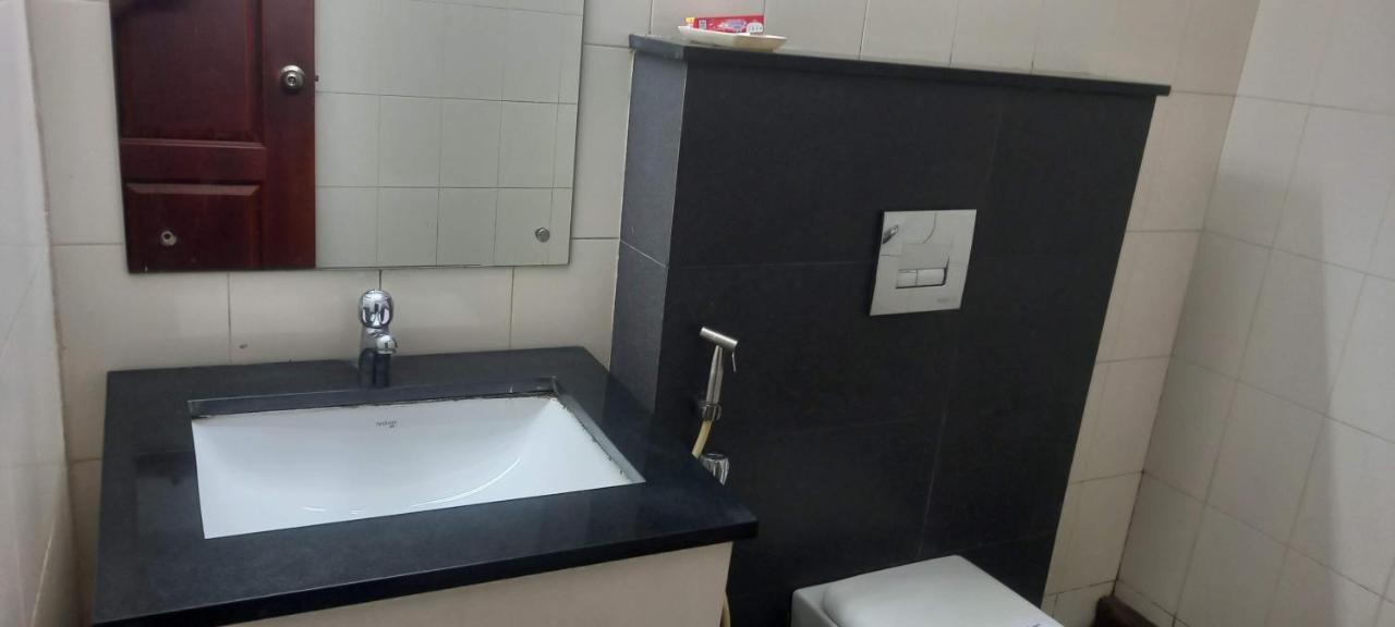 Hazmi Inn Perintalmanna エクステリア 写真