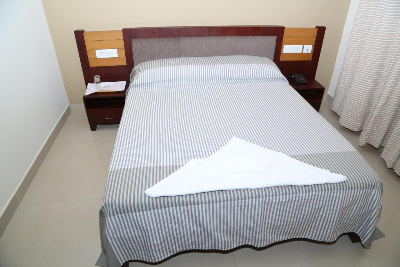 Hazmi Inn Perintalmanna エクステリア 写真